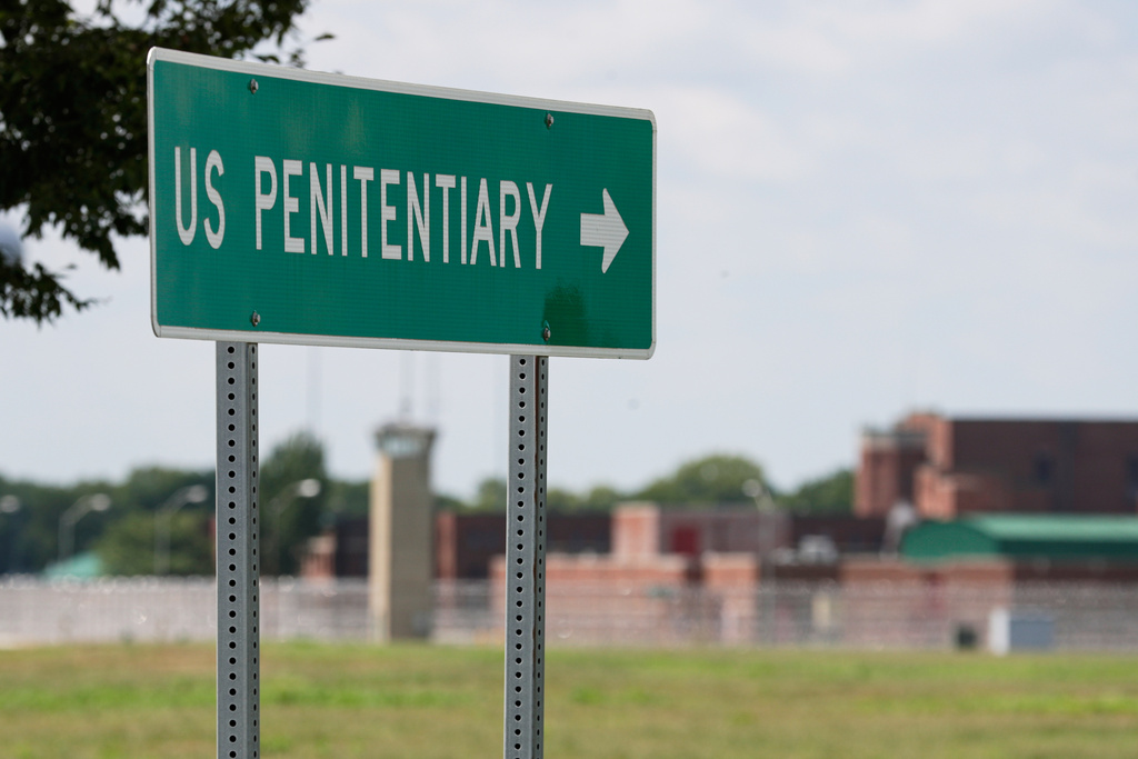 Judge says federal prisons must keep providing hormone therapy for certain inmates