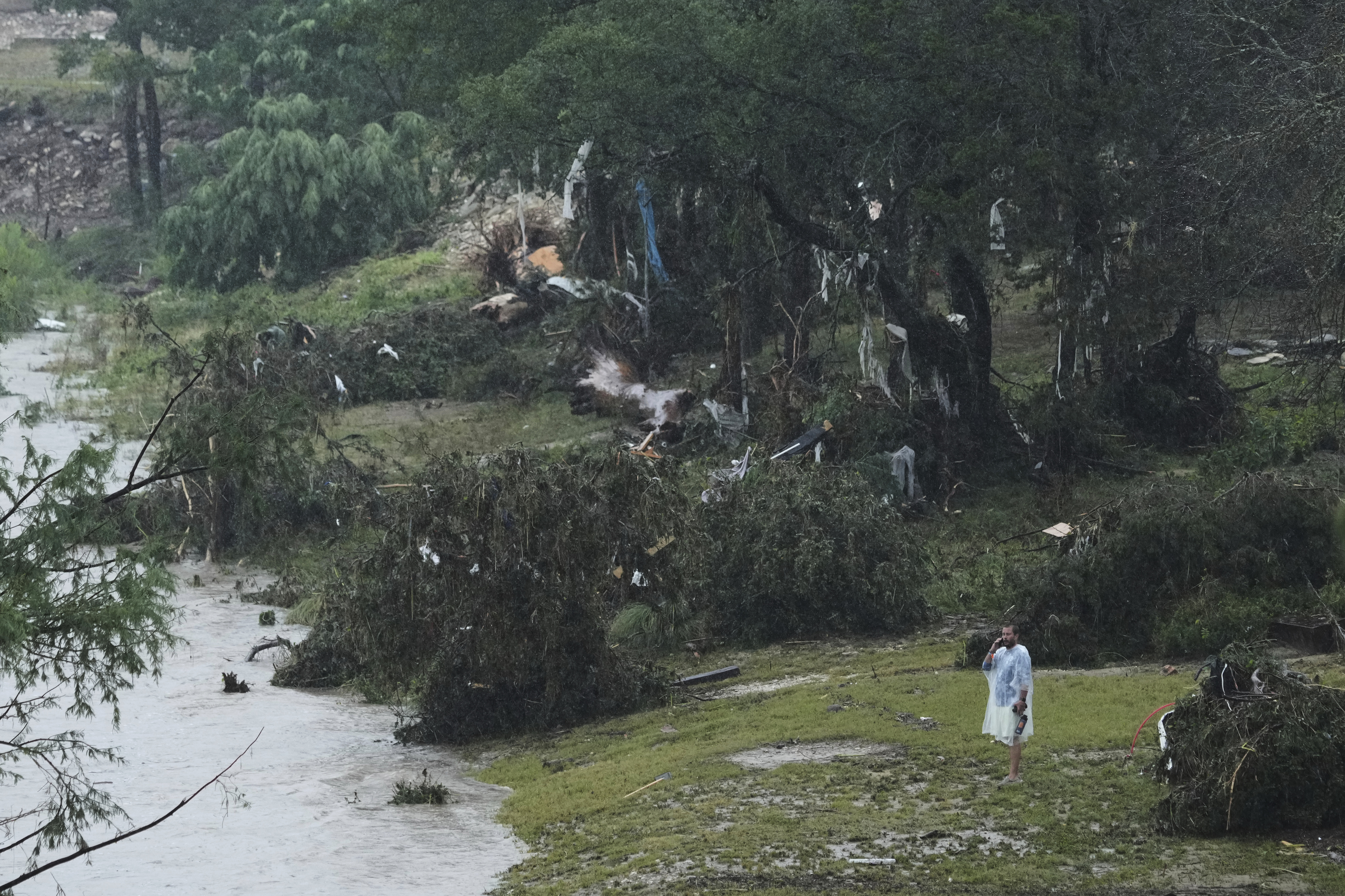 After search for survivors, relief organizations allowed to help with Texas flood