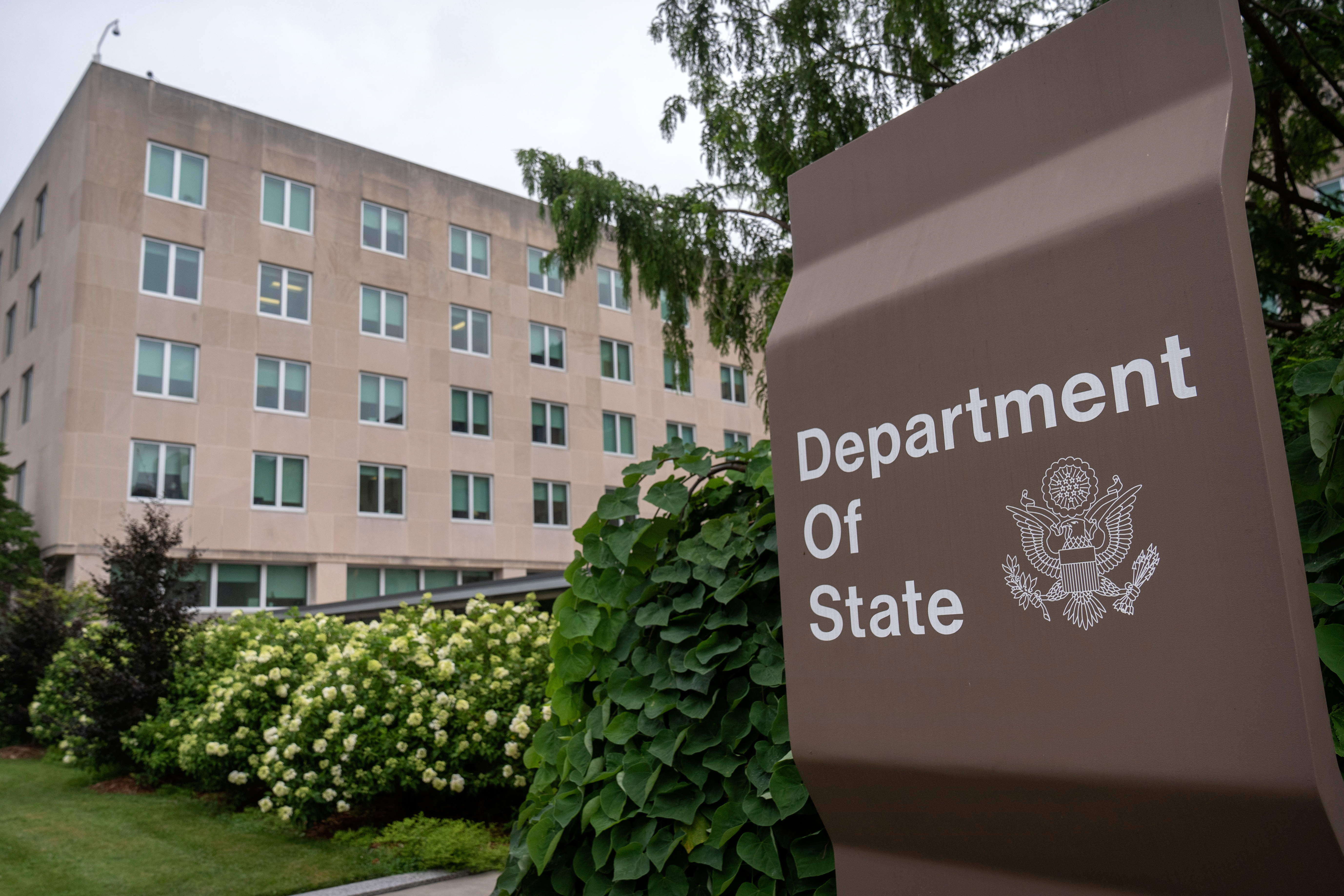 More than 1000 State Department employees fired