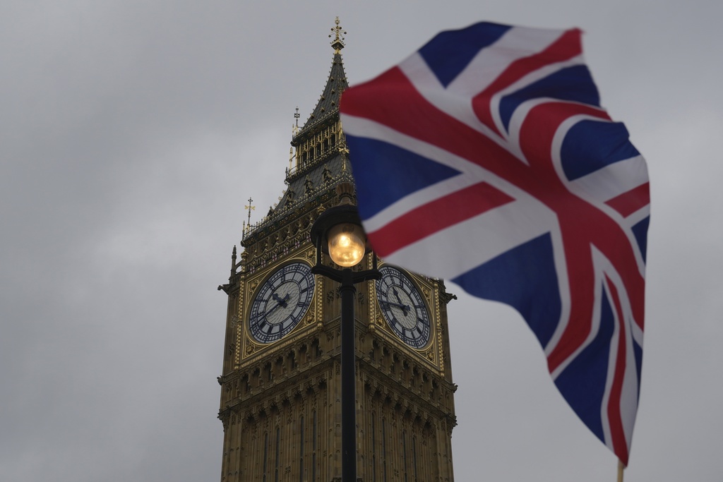 UK lawmakers vote to decriminalize abortion