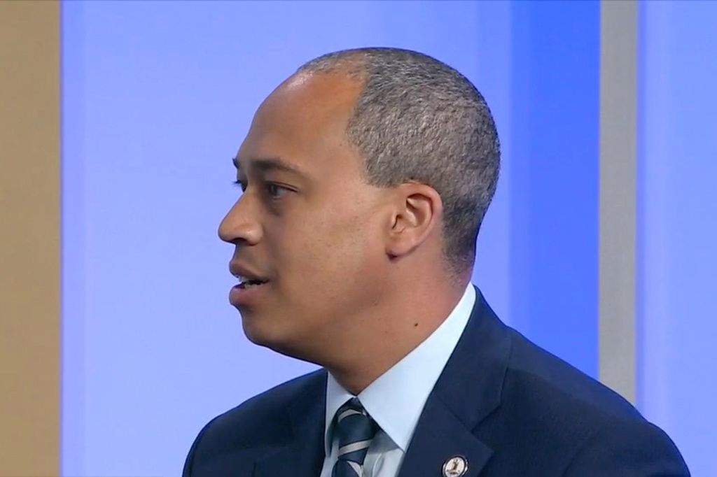 Virginia Democrats refuse to call for Jay Jones to step down after violent rhetoric uncovered