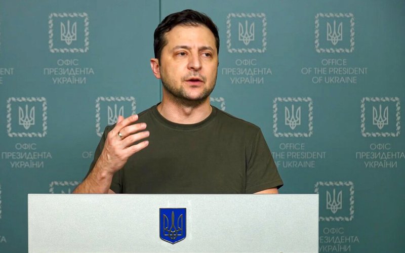 Zelenskyy faces backlash as Ukrainians protest new anti-corruption law
