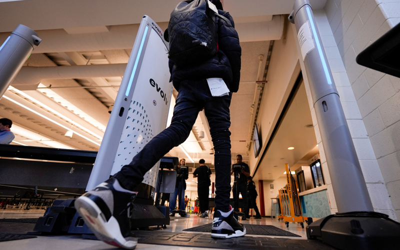 Georgia bill calls for weapons detection in all public schools