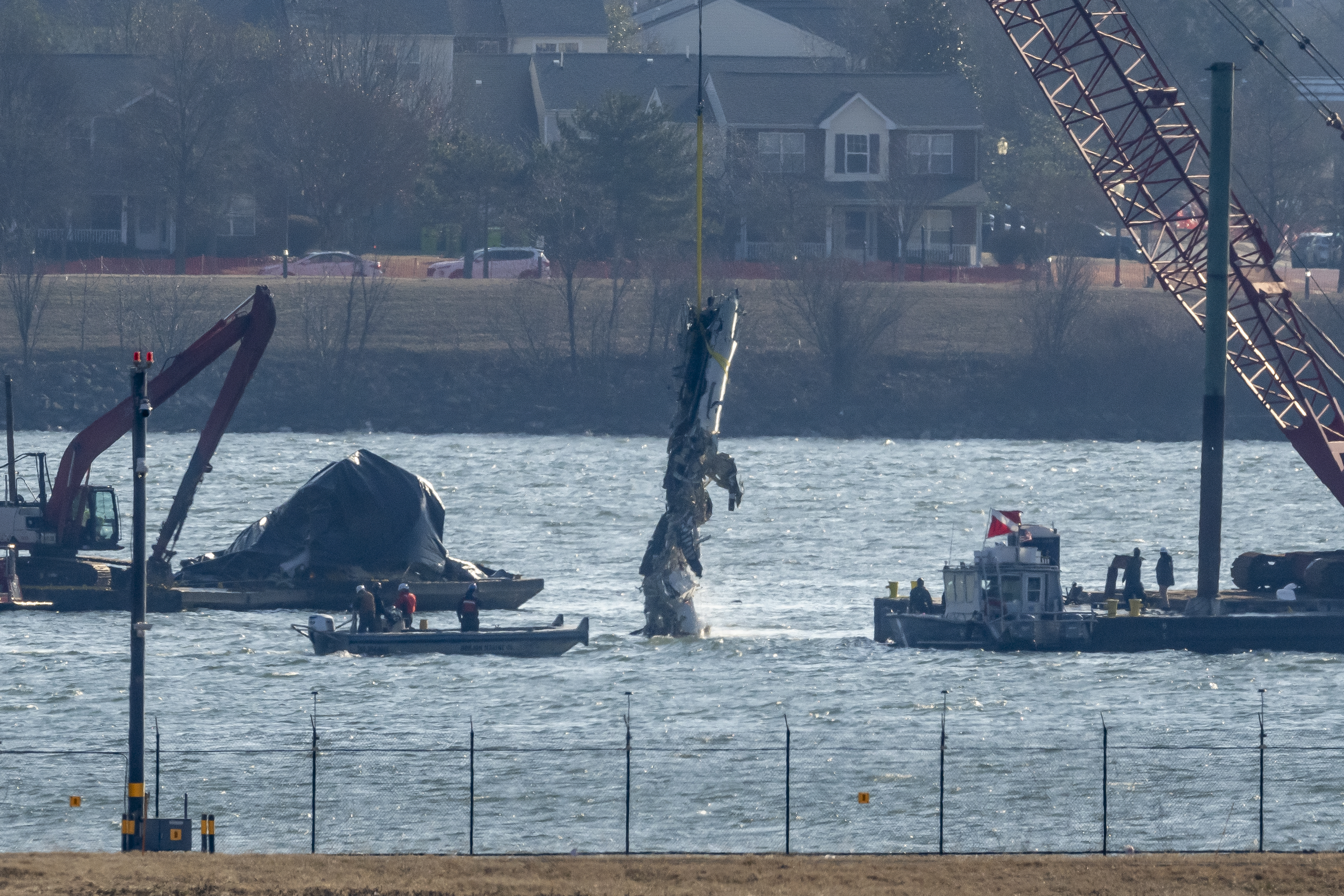 NTSB opens hearings on deadly Washington aircraft collision that killed 67 people
