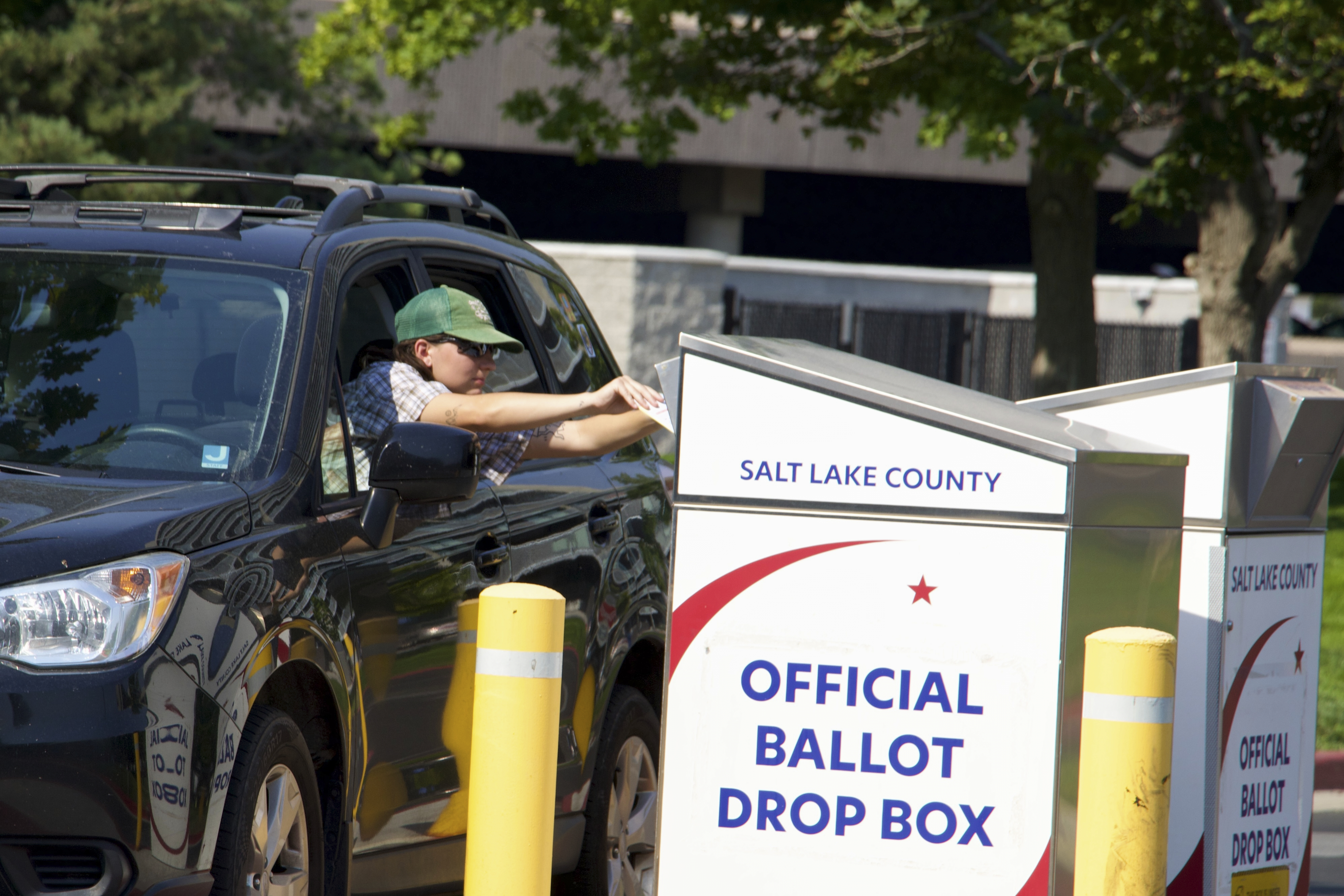 Democratic governors press US Postal Service to drop plan tied to Trump's election order