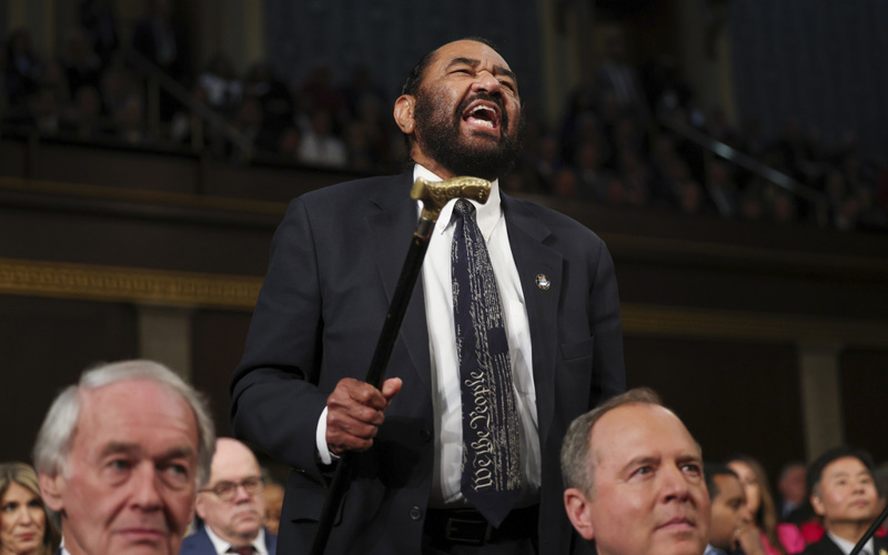 Ten Democrats, several from liberal states, side with Republicans in censure of Green