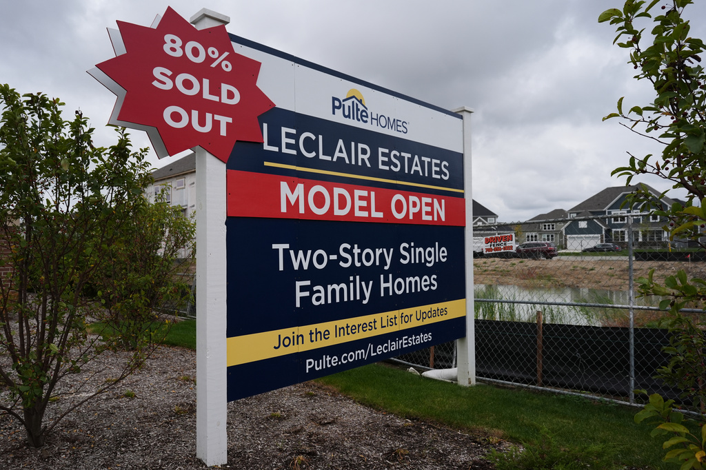 Average long-term US mortgage rate eases to 7.32%