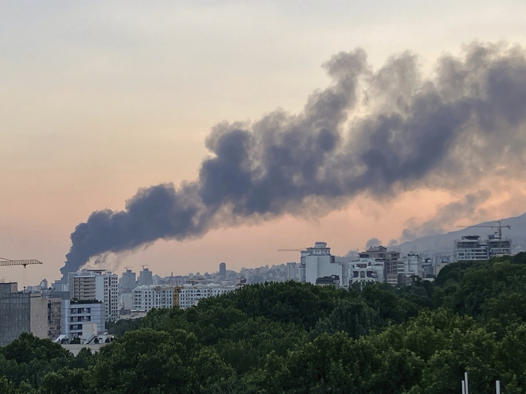 Tehran empties out after Trump says the city should evacuate 'immediately'