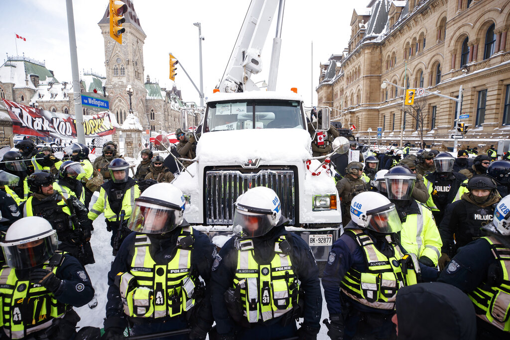 Trudeau government shrugs off court ruling siding with Freedom Convoy