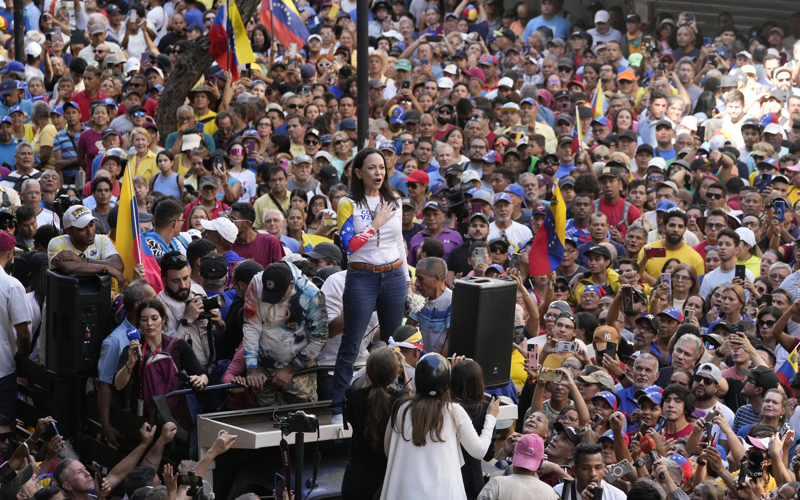 Venezuela's opposition supporters grapple with hope and disappointment after Maduro is sworn in