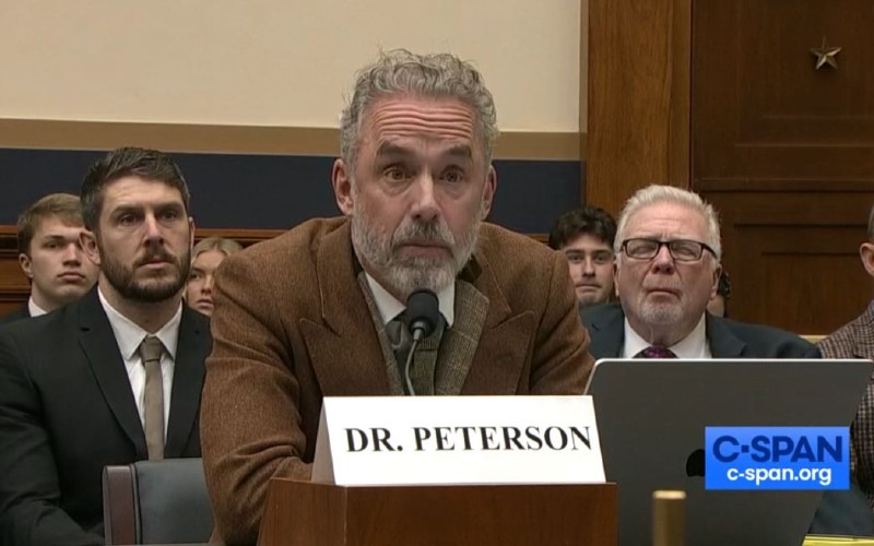 Jordan Peterson: De-banking paving a dark path for America